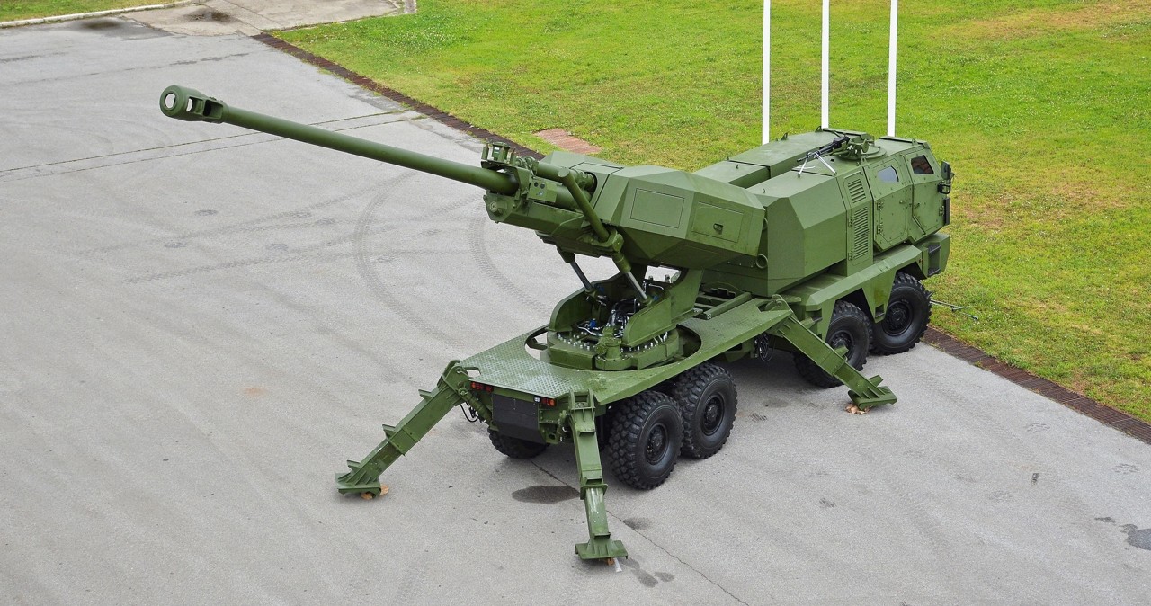 Aleksandar Serbian 155mm Self-Propelled Howitzer (E)